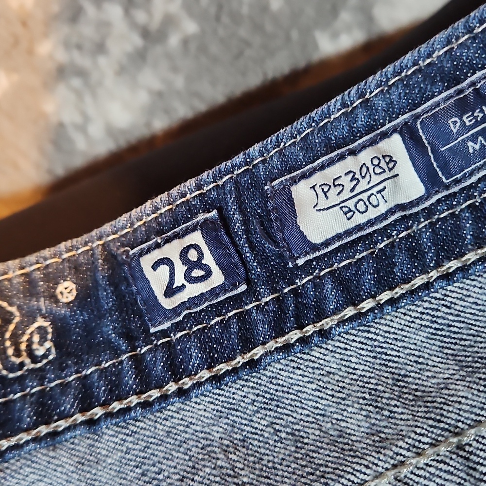 Miss Me Blue Jeans - Picture 7 of 8